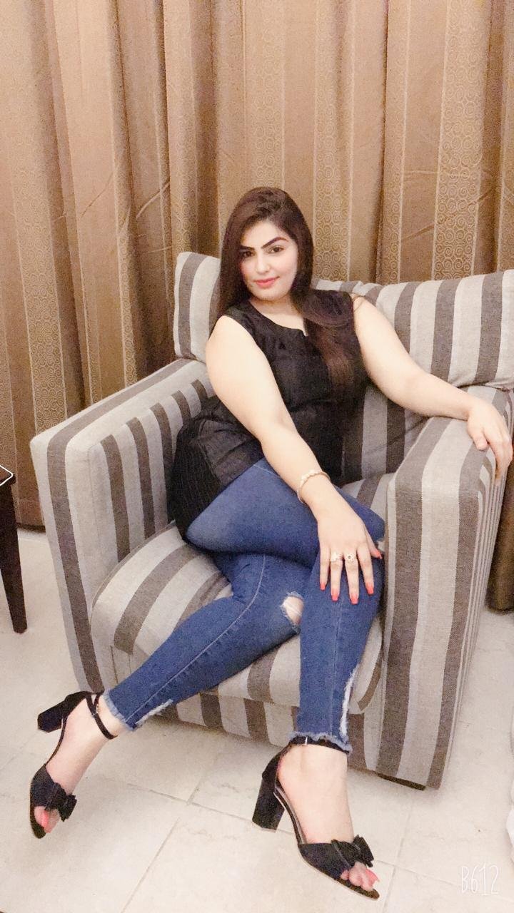 Tüyap Ziyaretinizde Nasıl Bir Escort Seçmelisiniz?